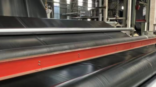 μαύρη γεωμεμβράνη HDPE