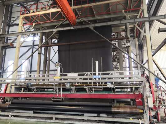 Δυνατότητα τέντωσης ≥15MPa HDPE Γεωμεμβράνη Εμφάνιση πλάτος 1 έως 12 μέτρα Δείκτης οξυγόνου ≥30 τοις εκατό Αδιάβλητη υδροστερότητα