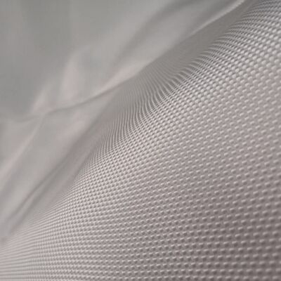 Διάστημα 50m 100m Υφασμένο Geotextile ύφασμα με CBR Δυνατότητα τρύπησης ≥12KN και μέγεθος διαφάνειας 0,05 0,2mm Ιδανικό για έργα οδικής κατασκευής