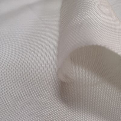 Πλάτος 5,2μ Προϊόν υψηλής αντοχής σε εφελκυσμό με επιμήκυνση 10% κατάλληλο για βαριά φορτία και μηχανικές χρήσεις