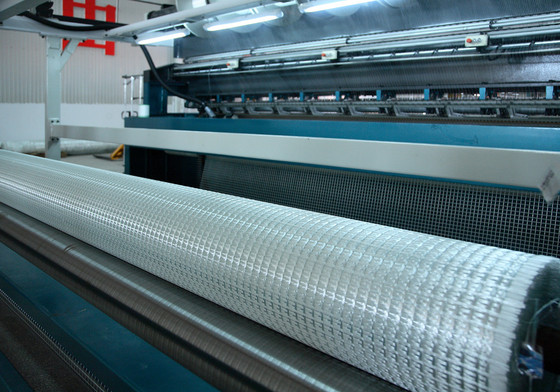 120kn πλέκοντας PVC επιστρώματος πολυεστέρα ενίσχυσης κλίσεων στρεβλώσεων της PET Geogrid