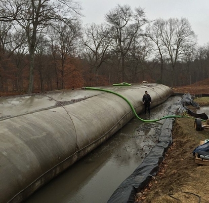 Χαμηλό Geotextile παραμόρφωσης απομακρύνοντας το νερό νερό σωλήνων που αφαιρεί τις τσάντες φίλτρων για την απομάκρυνση νερού