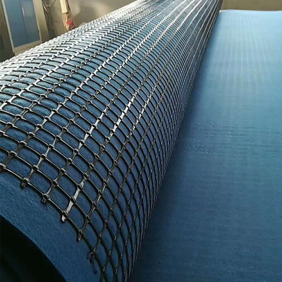 Συνήθεια πλαστικό Geogrid ενωμένα στενά πλέγμα PP διαξωνικό Geogrid υψηλό - μοριακό πολυμερές σώμα